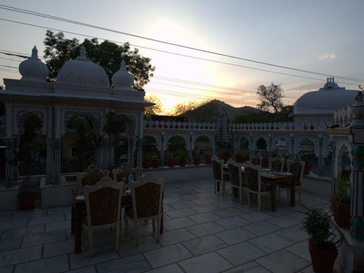 Fabhotel Prime Empire Palace Udaipur Exterior foto